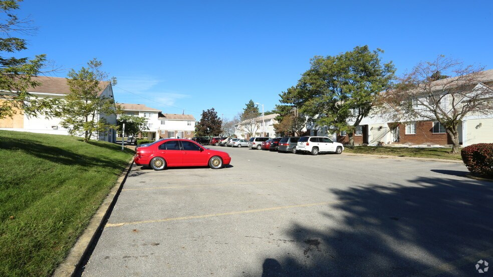 Hyde Park Townhomes And Apartments Columbus Oh Apartment Finder