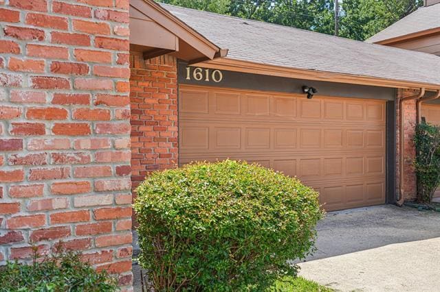 Building Photo - 1610 Brentwood Dr