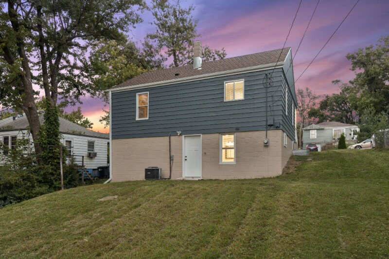 Building Photo - 3354 N 38th St