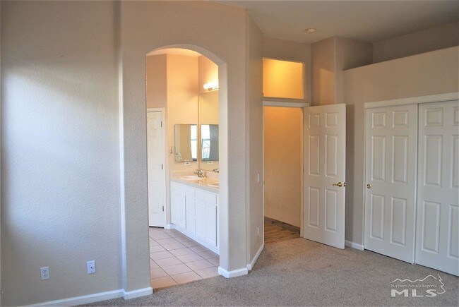 Building Photo - 2720 Arrow Smith Dr