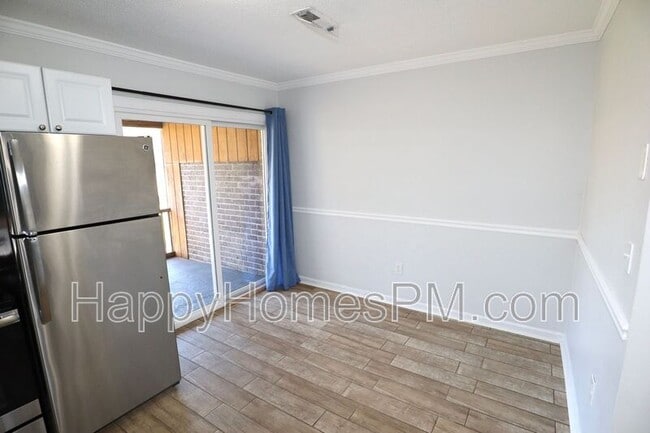 Building Photo - 1721 Boone Hall Dr