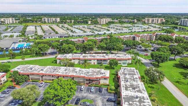 Building Photo - 23 Abbey Ln