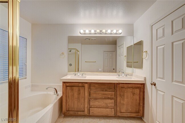 Building Photo - 5653 Mt Athos St