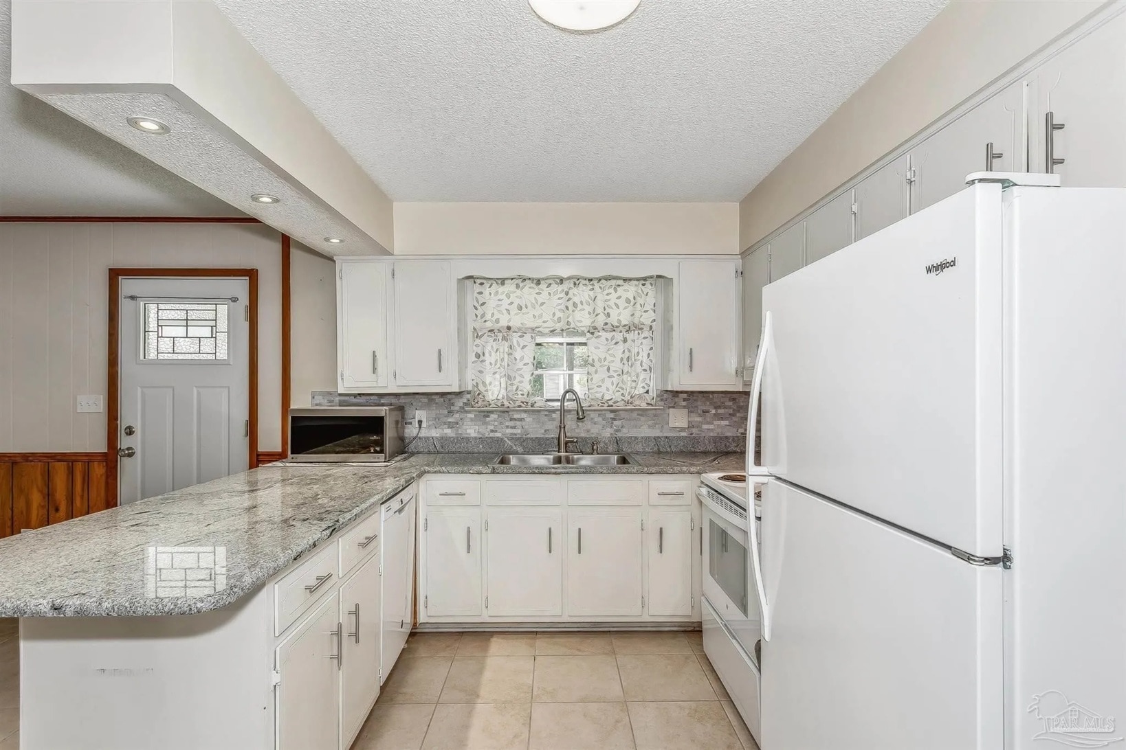 Kitchen - 9509 Barranger Dr