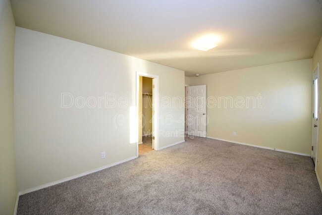 Building Photo - 5712 N 34th St