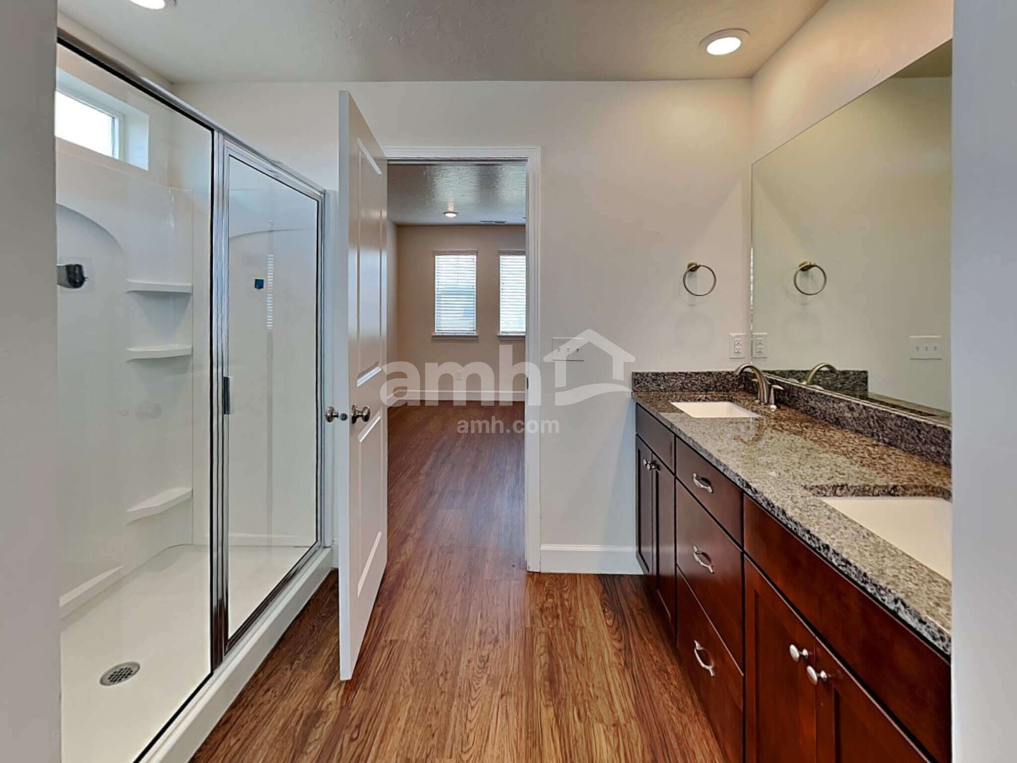 Building Photo - 1077 W 850 S