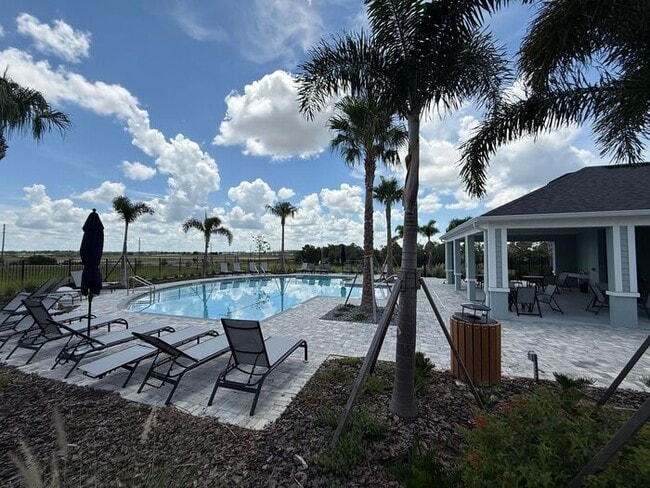 Building Photo - Brand New Townhome in Gardenia Reserve