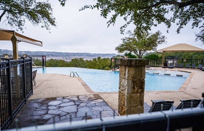 Building Photo - Modern Masterpiece in Canyon Lake