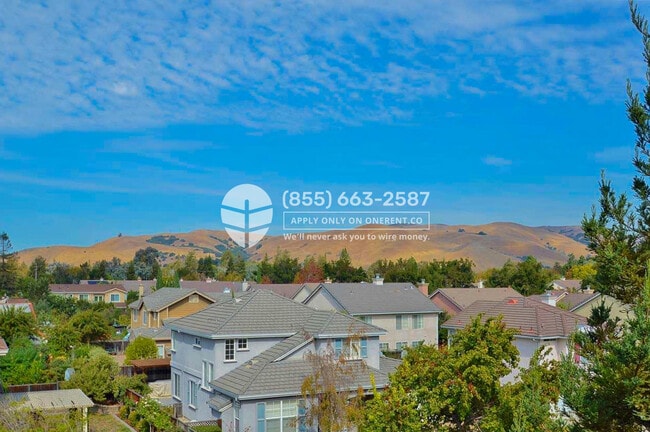 Building Photo - 38700 Tyson Ln