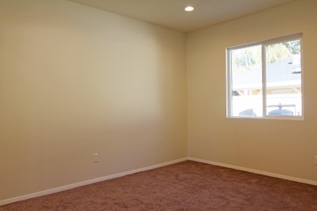 Building Photo - Upgraded 4+2.5 in Reseda w/all appliances ...