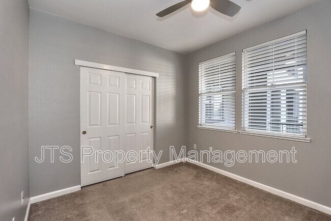 Building Photo - 12400 Fair Oaks Blvd