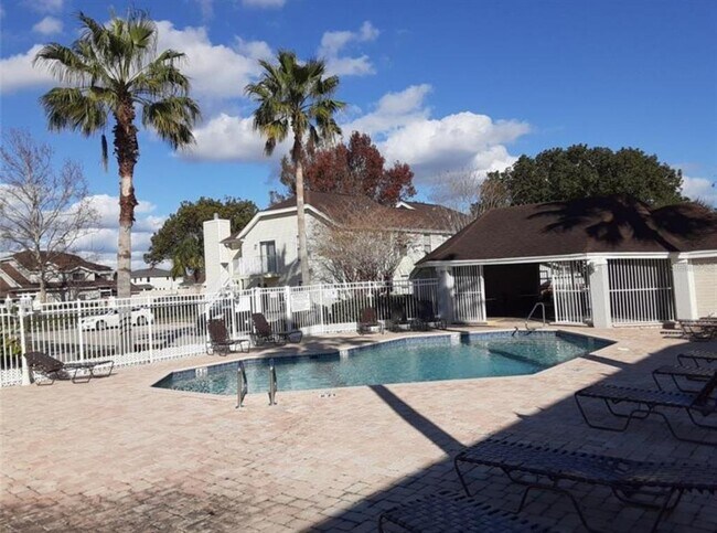 Building Photo - 3123 W Fox Squirrel Dr