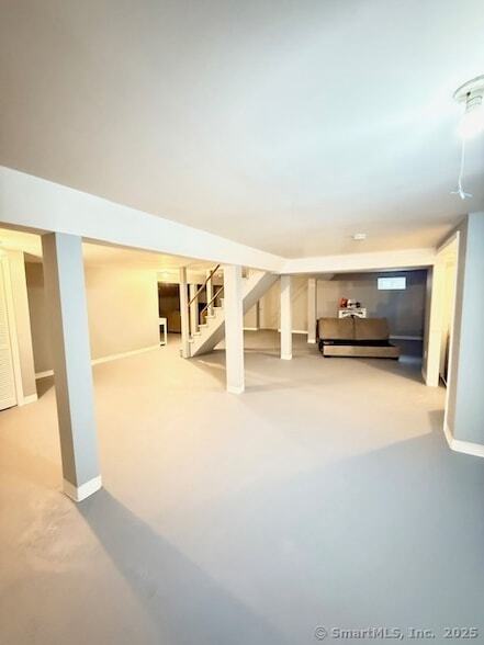 Building Photo - 355 Lounsbury St