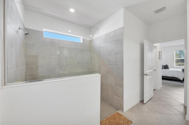 Building Photo - 11314 Pinot Dr