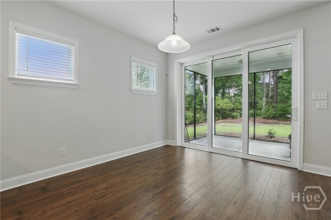 Building Photo - 29 Franklin Cut