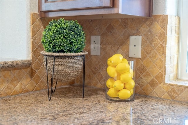 Building Photo - 52154 Rosewood Ln