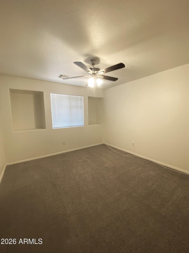Building Photo - 8552 W Malapai Dr
