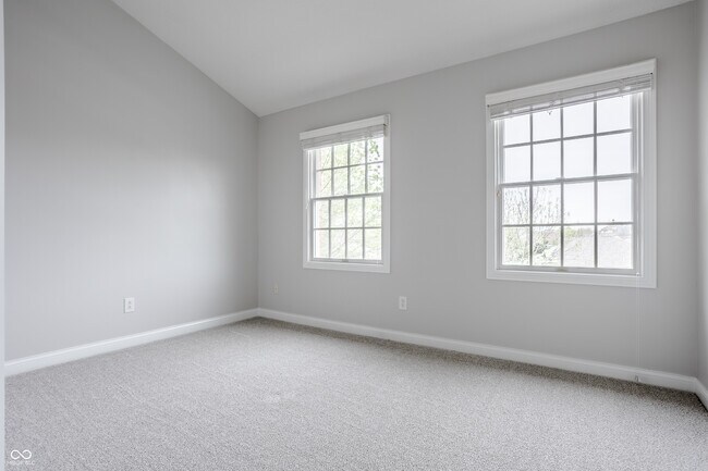 Building Photo - 12779 Tradd St