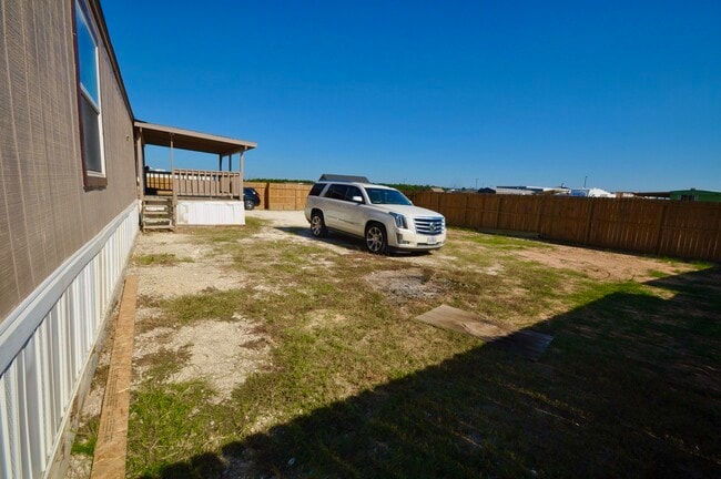 Building Photo - 25 Road 5608
