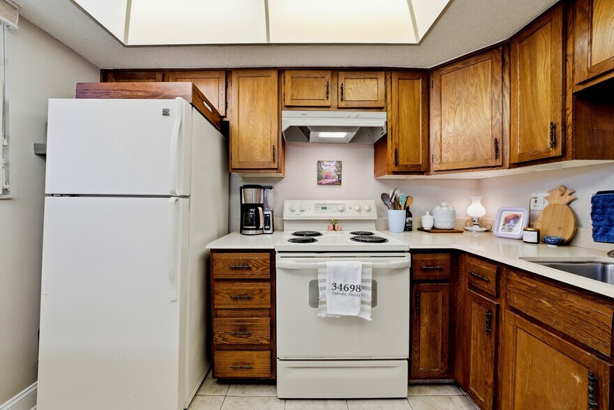 Building Photo - 2700 Bayshore Blvd
