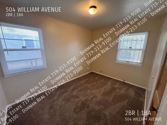 Building Photo - 504 William Ave