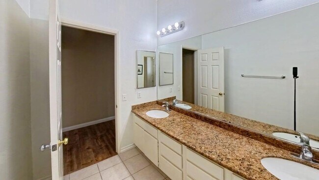 Building Photo - Welcome to your next dream home in Corona!