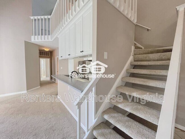 Building Photo - 2304 Beach Haven Dr