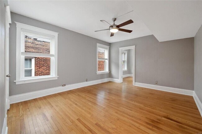 Building Photo - 6301 Southwood Ave