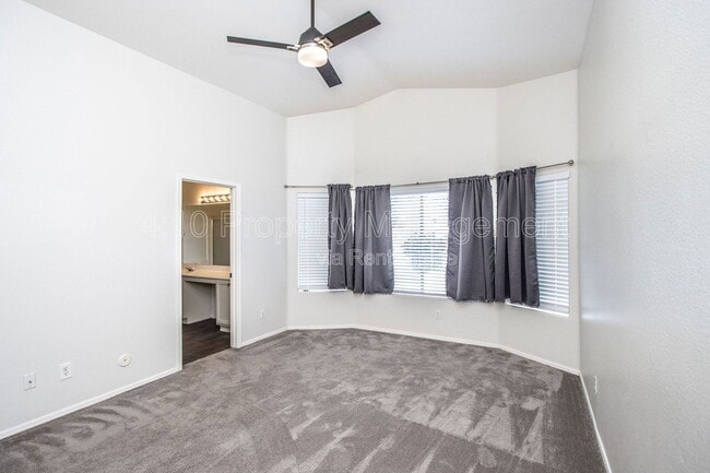 Building Photo - 1944 W Canyon Way