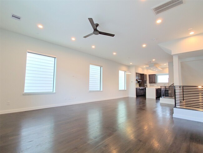 Building Photo - 4307 Schuler St