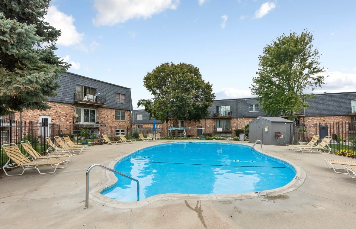 Building Photo - 12727 Woodcrest Plz