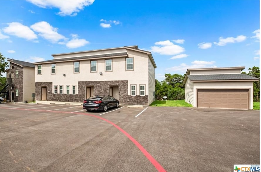 Building Photo - 3067 View Ridge Dr
