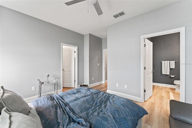 Building Photo - 9368 Sandy Bluffs Circle
