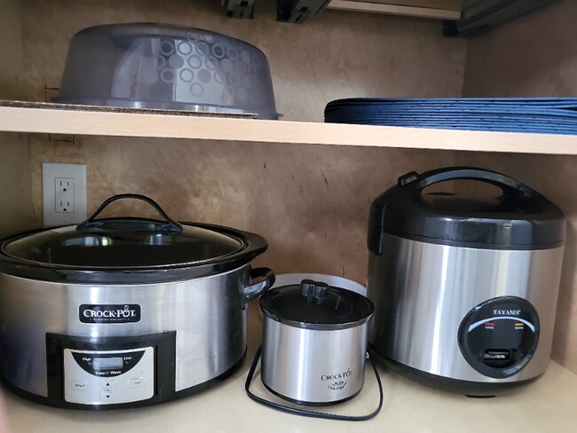 Building Photo - 3950 Marlesta Dr