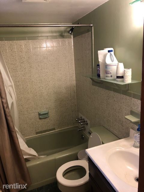 Building Photo - 5 br, 3 bath House - 3325 Ward St