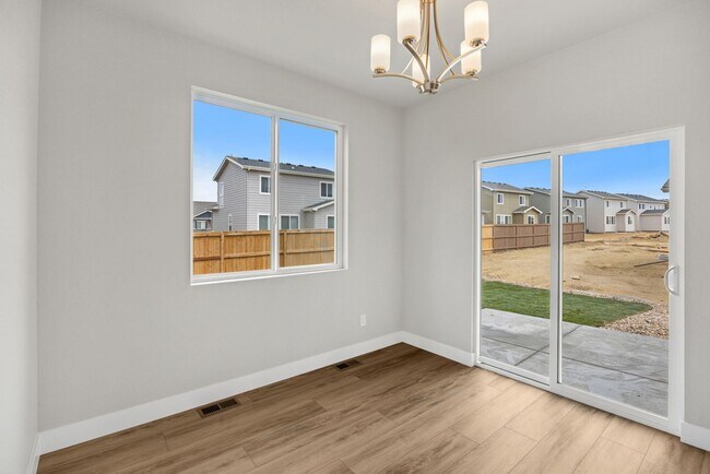 Building Photo - Like-New 3-Bedroom Home in Promontory Neighborhood