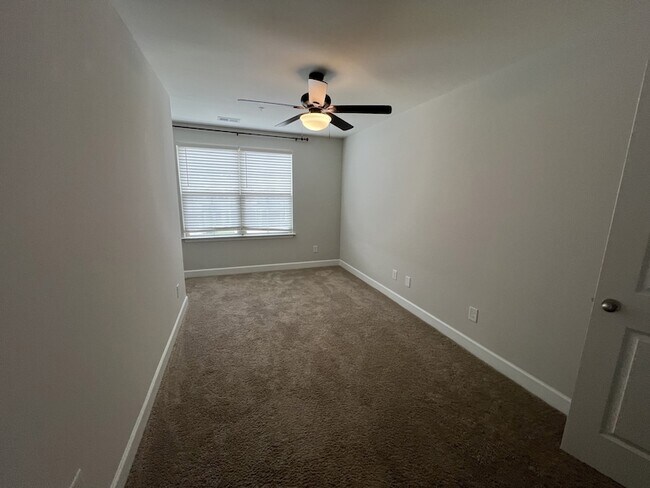 Building Photo - 9052 Brixworth Ct