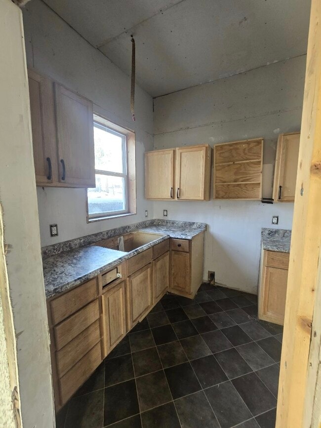 Building Photo - 17 7th St