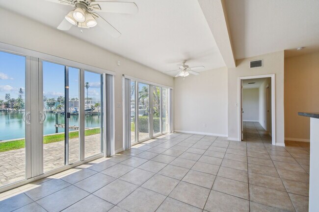 Building Photo - 345 Capri Blvd