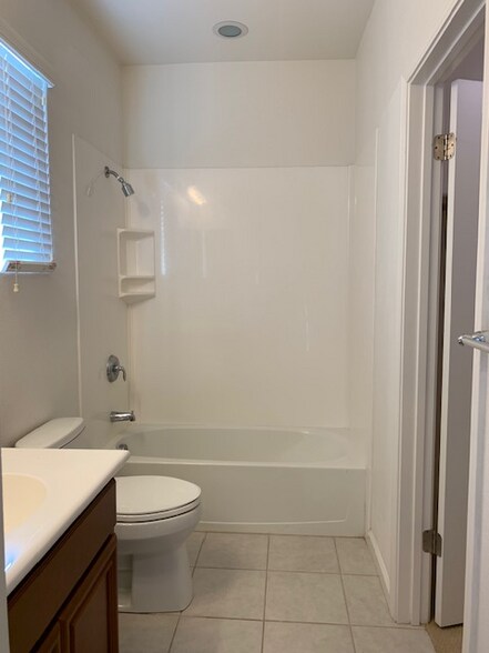 Building Photo - 7824 Stoneleaf Rd