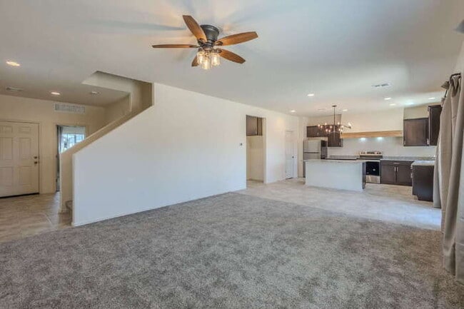 Building Photo - Rancho Sahuarita