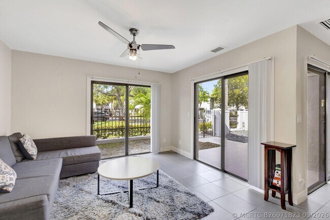 Building Photo - 363 Prestwick Cir