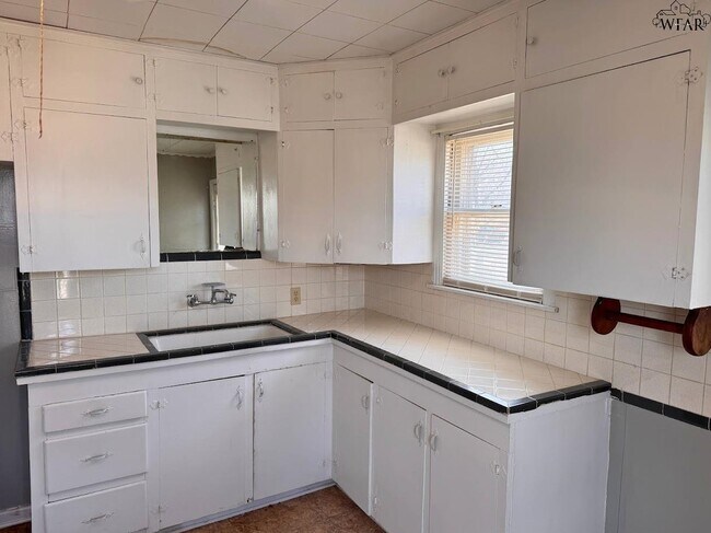 Building Photo - 3402 Grant St