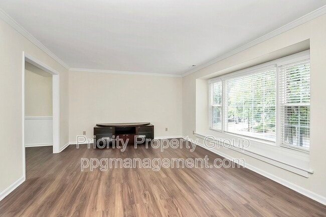 Building Photo - 11323 Harrowfield Rd