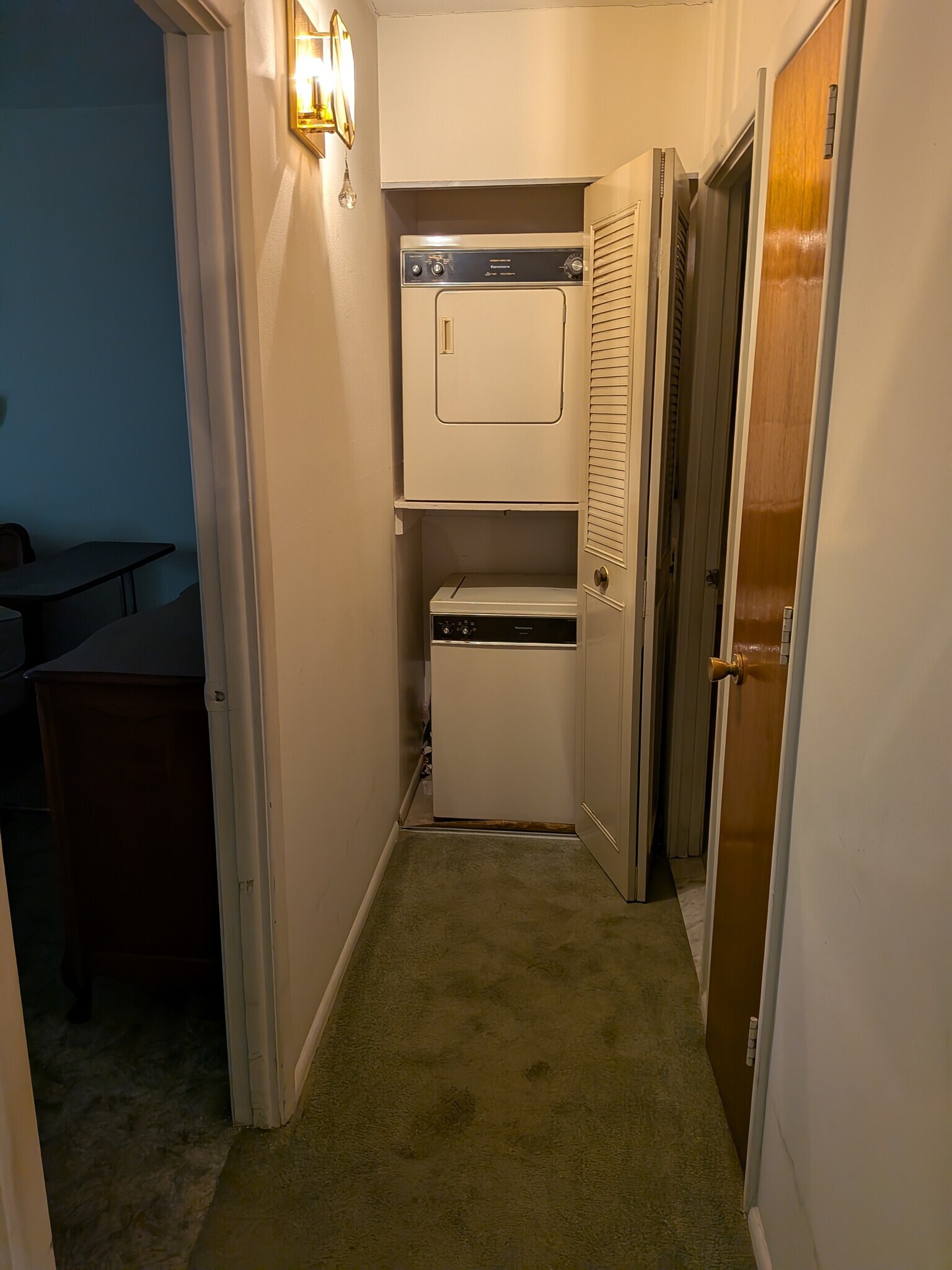 Building Photo - 33 W Chester Pike