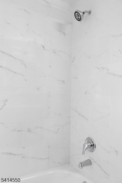 Building Photo - 191 N Beverwyck Rd