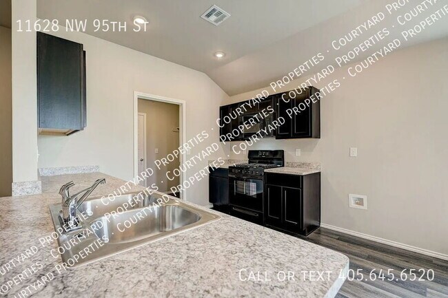 Building Photo - 11628 NW 95th St