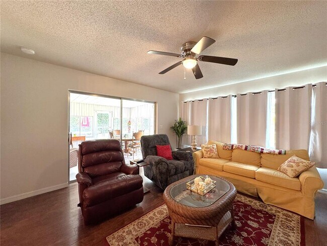 Building Photo - 205 S Ebb Way