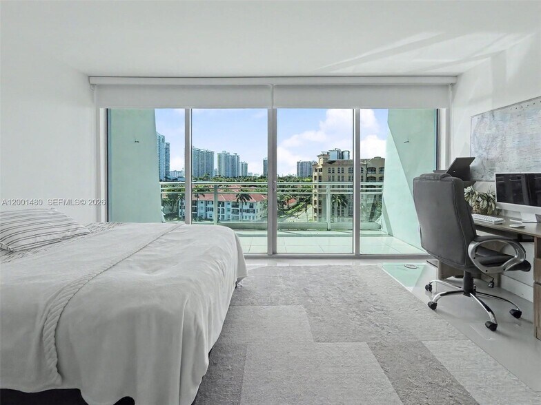 Building Photo - 2950 NE 188th St