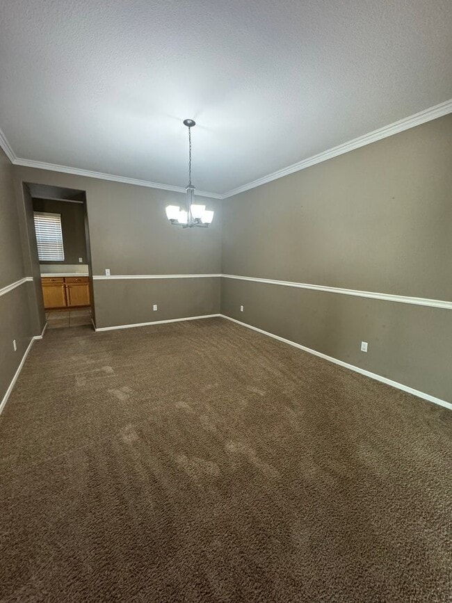 Building Photo - Beautiful Home in the Heart of Perris